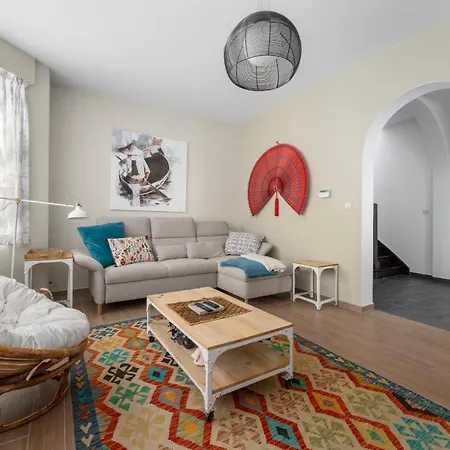 Villa Gezellige Aan Zee Met Ruim Terras Voor 6p