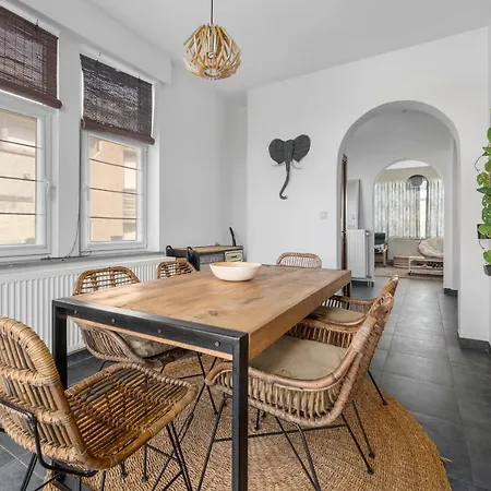 Gezellige Aan Zee Met Ruim Terras Voor 6p De Panne