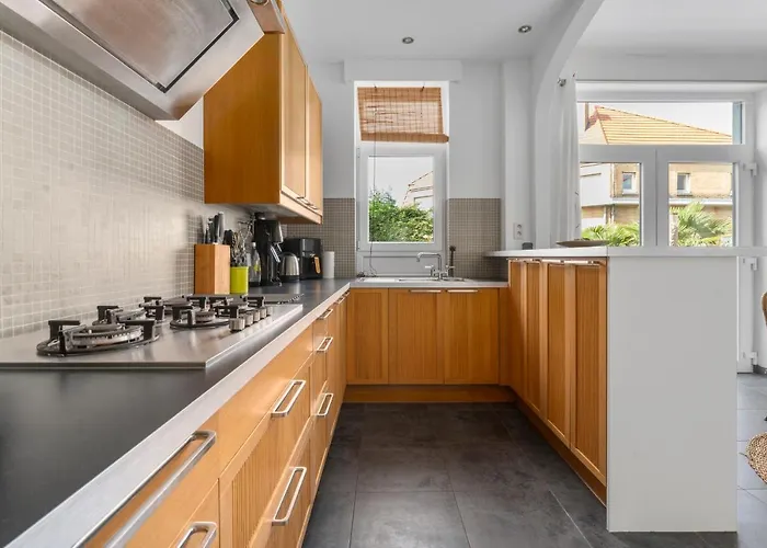 Gezellige Aan Zee Met Ruim Terras Voor 6p * De Panne